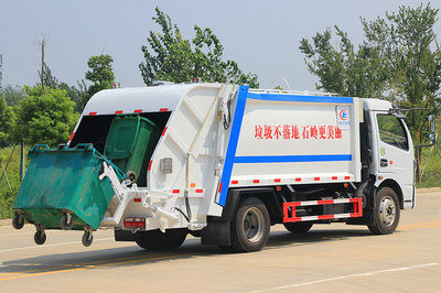 國(guó)六大多利卡8方壓縮垃圾車(chē) 高效環(huán)衛(wèi)的可靠伙伴